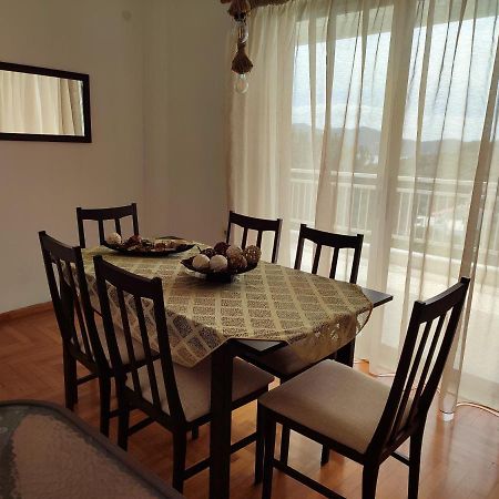 Thea Court Clio & Erato Apartments PalaiónTsiflíkion Dış mekan fotoğraf