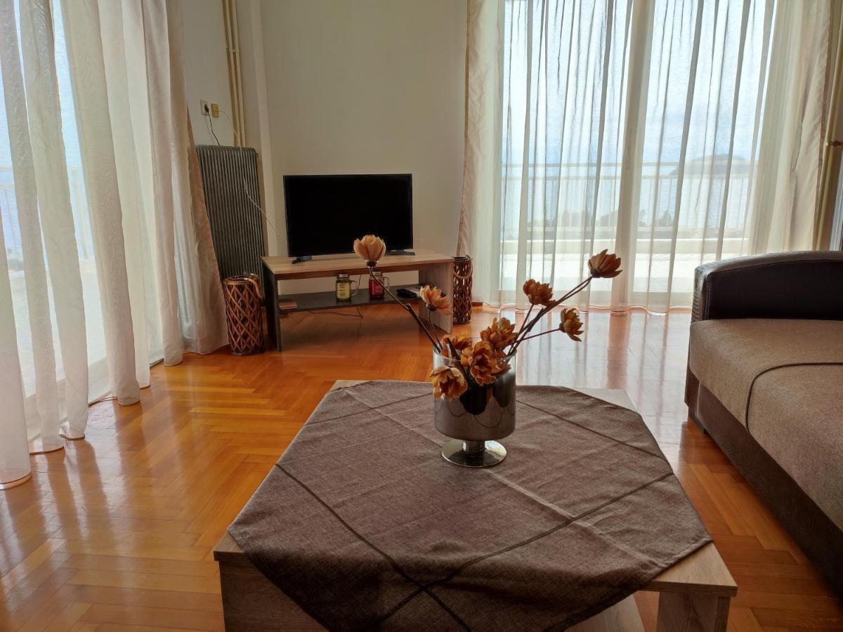 Thea Court Clio & Erato Apartments PalaiónTsiflíkion Dış mekan fotoğraf